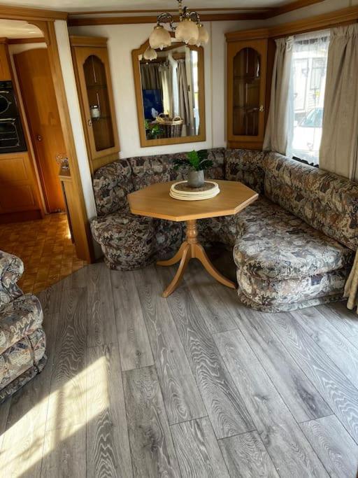 Central Ingoldmells, Seaview 6 Berth Exterior photo